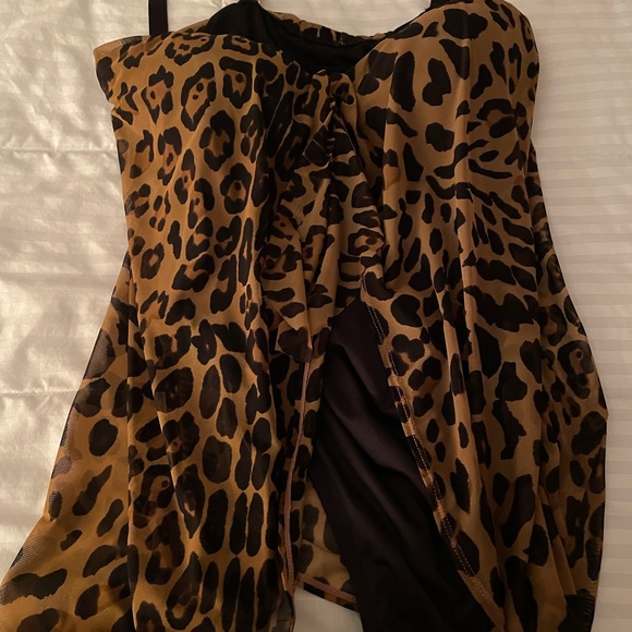 Lauren RALPH LAUREN Plus Size Cheetah Print Flyaway One Piece size 18W zebra - Picture 2 of 7